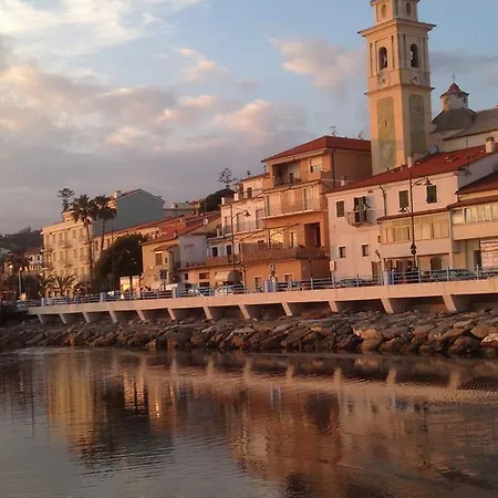 Sangiacomo Corallo Apartmán Santo Stefano al Mare